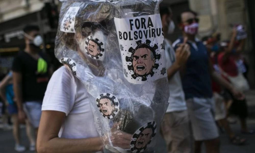 Βραζιλία: Μαζικές διαδηλώσεις εναντίον του προέδρου Μπολσονάρου